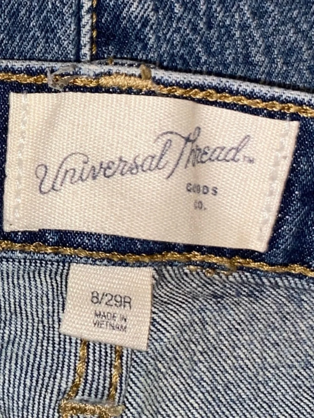 Universal Thread Vintage Straight Women’s Denim Jeans - Dark Blue Wash
